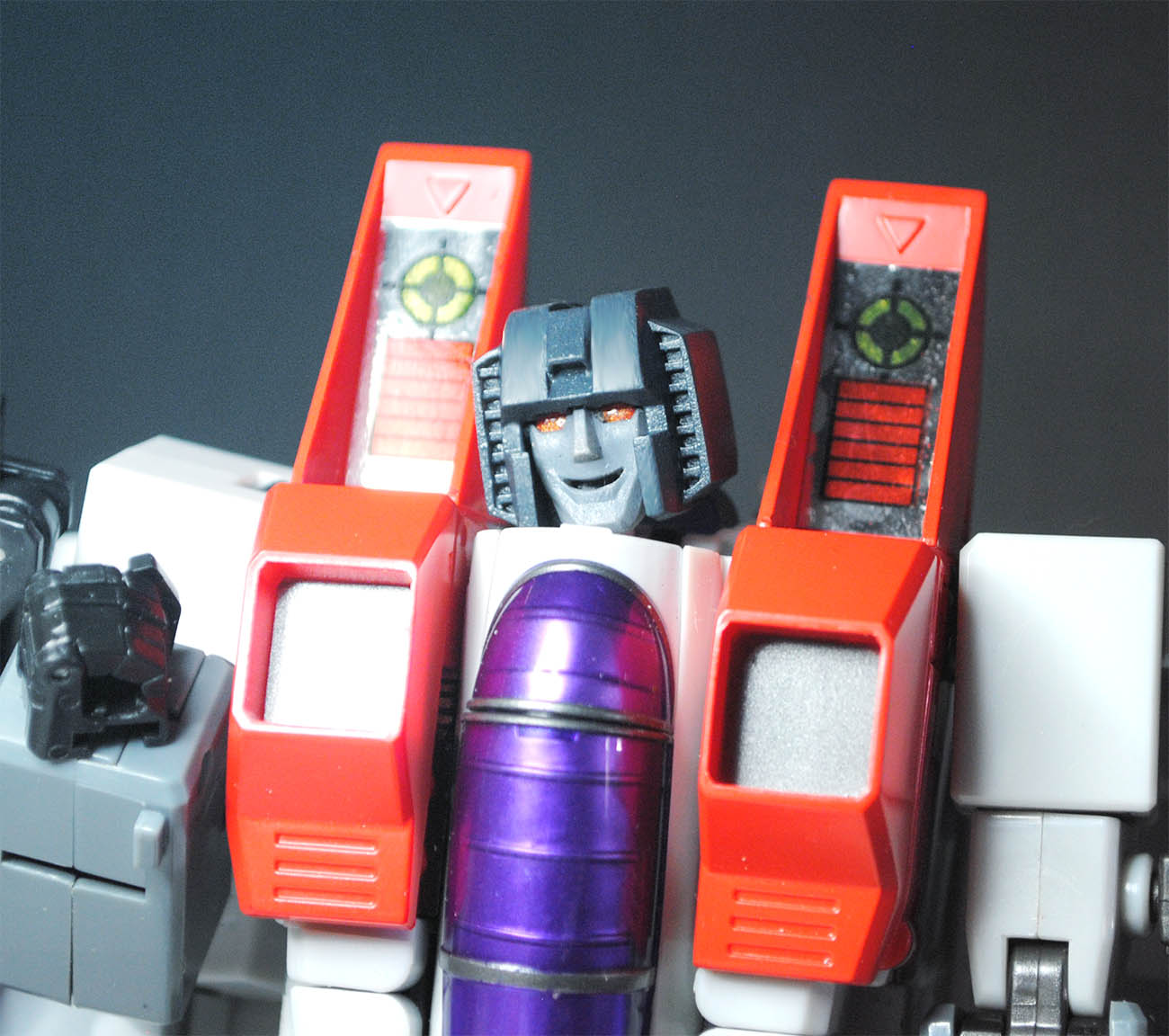 Maketoys tripple Seekerpack head upgrade