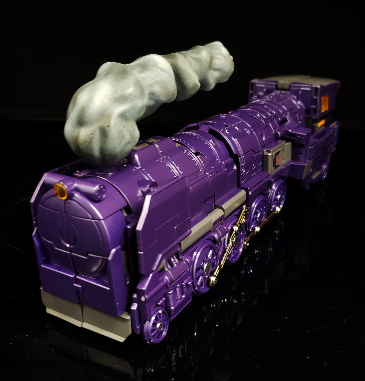 FT-44 Thomas Alt mode VIP smoke effect